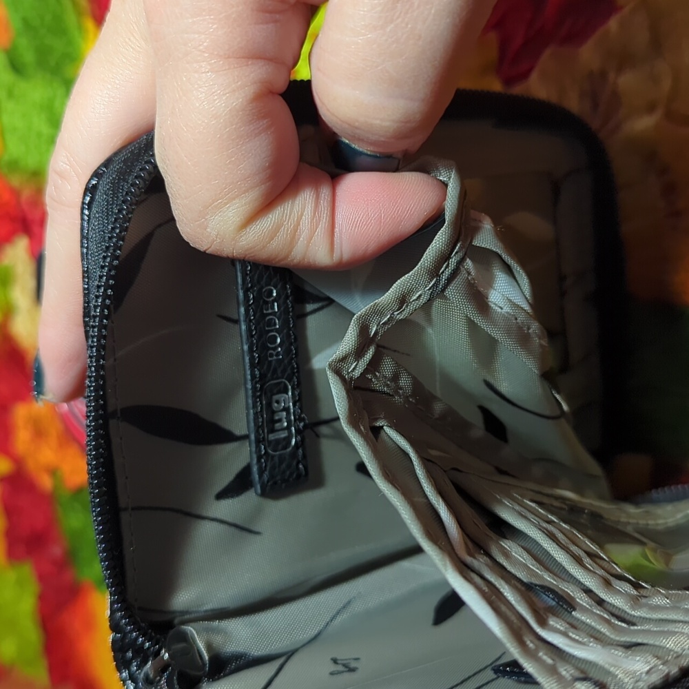 Lug Black Rodeo Wallet - Picture 6 of 9